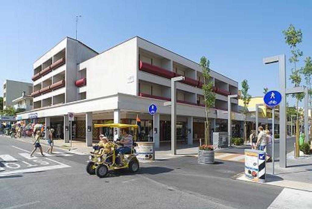 Condominio Clyo Bibione Exterior foto