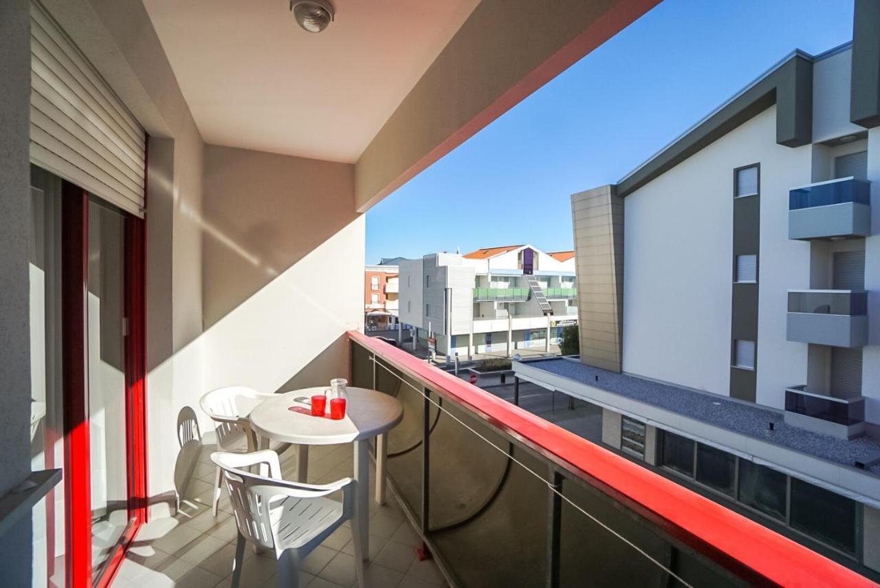 Condominio Clyo Bibione Exterior foto