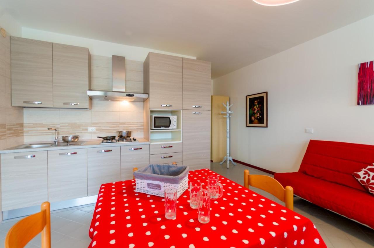 Condominio Clyo Bibione Exterior foto