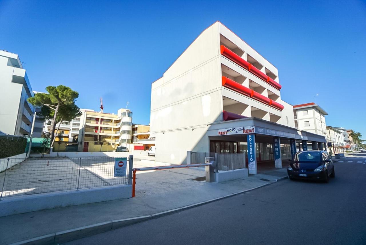 Condominio Clyo Bibione Exterior foto